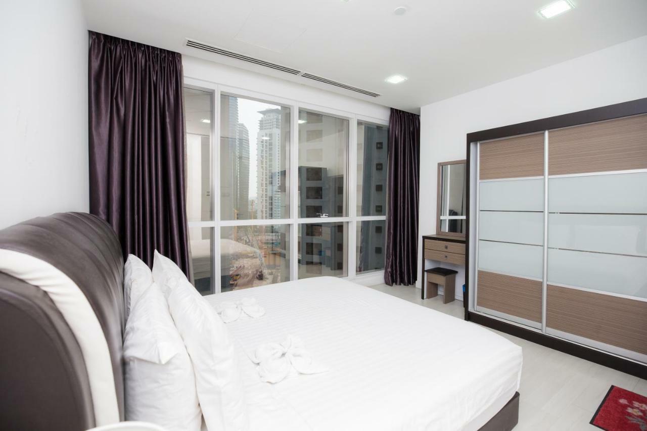 Binjai 8 Klcc By Psm Luxury Suites Kuala Lumpur Extérieur photo